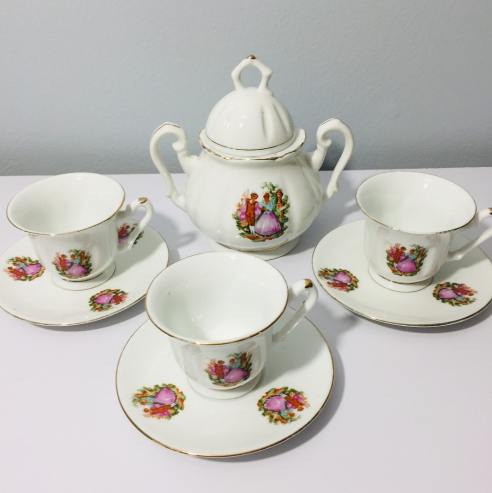 Victorian set, Excellent condition. One of the cu - Picture 2 of 16